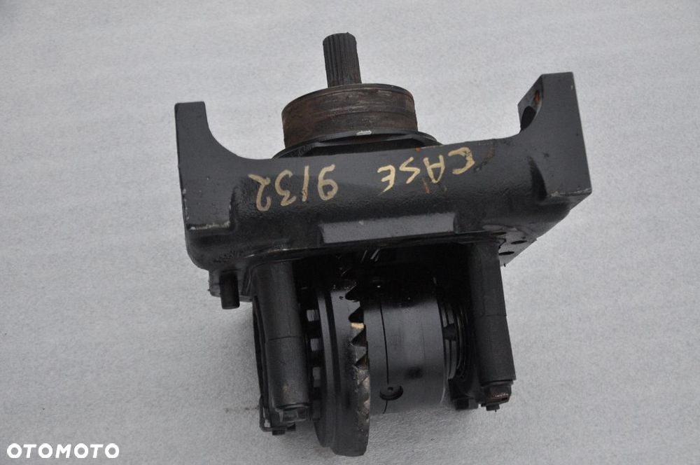 DYFERENCJA WKŁAD MOSTU NEW HOLLAND CASE 18985 - 1