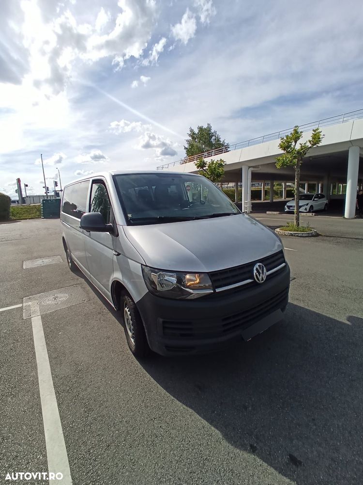 Volkswagen Multivan - 1