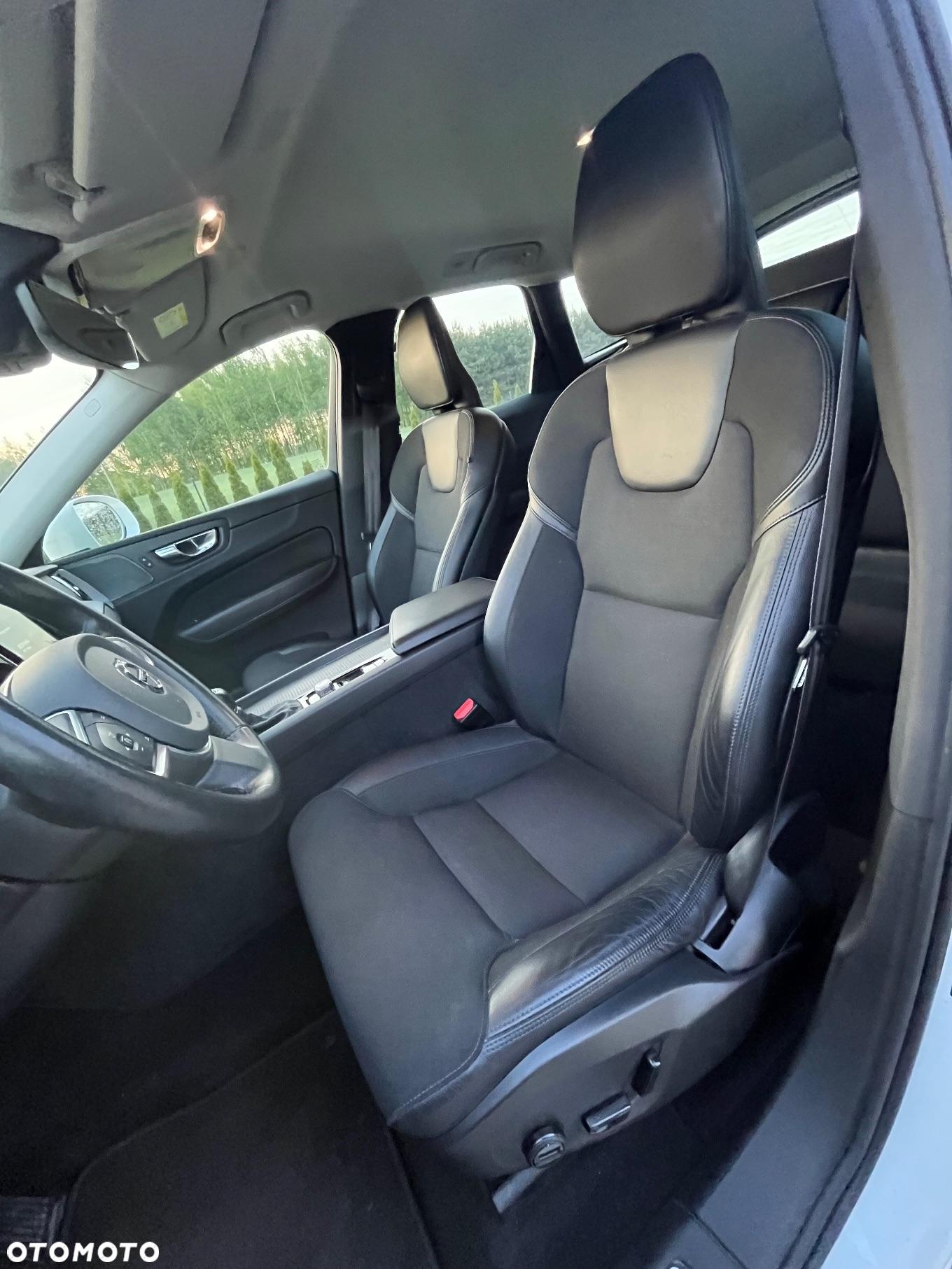 Volvo XC 60 D4 Momentum Pro - 13
