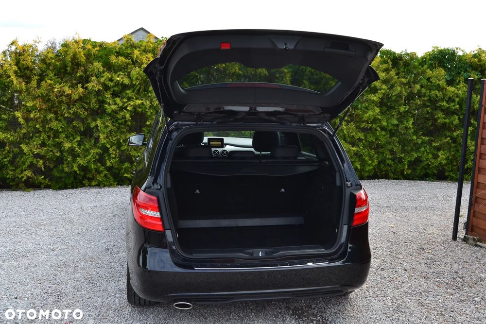 Mercedes-Benz Klasa B 180 CDI (BlueEFFICIENCY) - 20