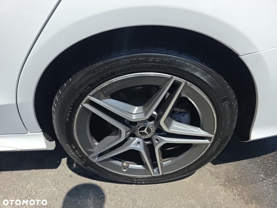 Mercedes-Benz Klasa C 300 4Matic 9G-TRONIC AMG Line - 16