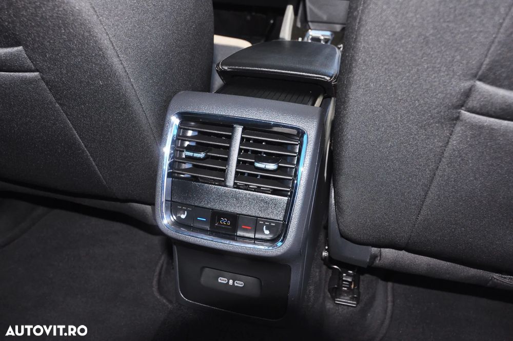 Skoda Octavia 2.0 TDI DSG 4X4 Scout First Edition - 19