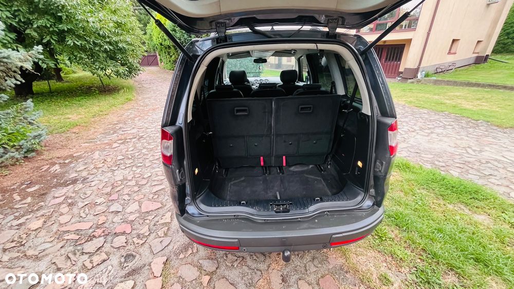 Ford Galaxy 2.0 TDCi Ghia - 26