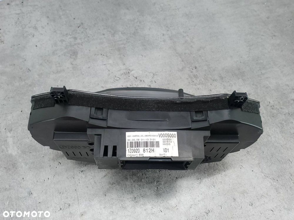 LICZNIK SKODA OCTAVIA II 1Z0920812H 1.9 TDI - 6