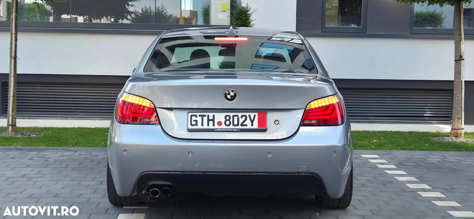BMW Seria 5 525d - 15