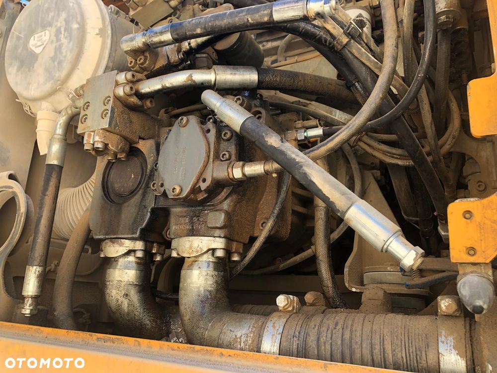 Liebherr R956 HD - 11