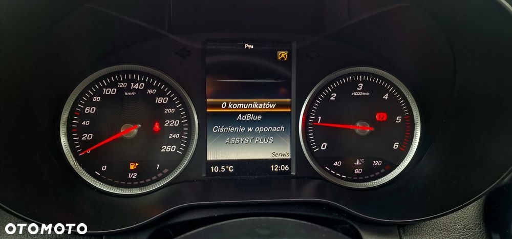 Mercedes-Benz Klasa C 200 (BlueTEC) d Avantgarde - 30