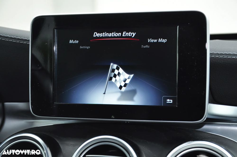 Mercedes-Benz GLC 250 4Matic 9G-TRONIC AMG Line - 21