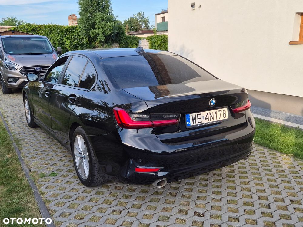 BMW Seria 3 318i Advantage sport - 4