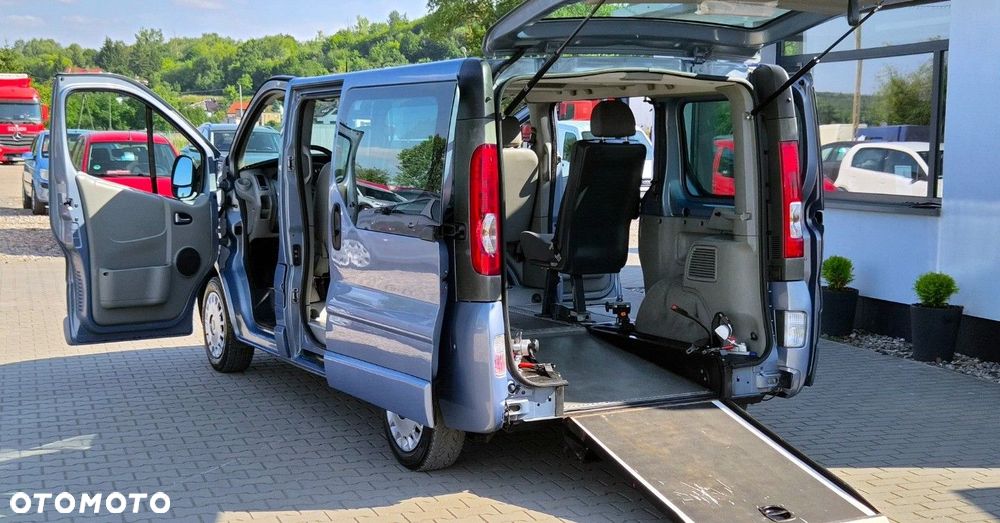 Opel Vivaro - 1