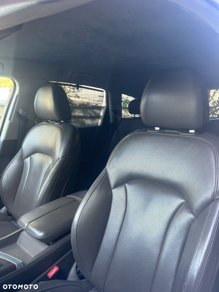 Audi Q7 - 30
