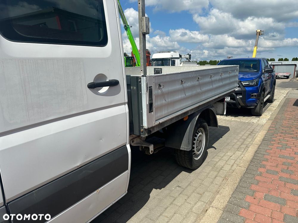 Mercedes-Benz Sprinter 209 - 12