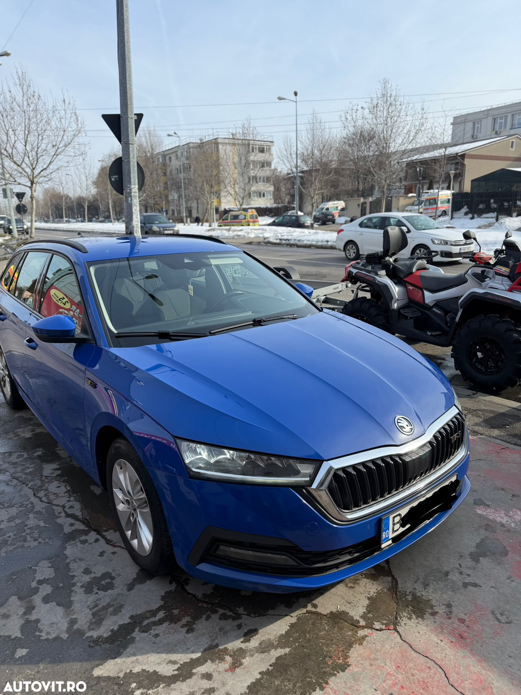 Skoda Octavia Combi 2.0 TDI Ambition - 2