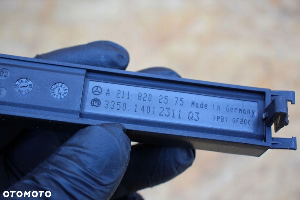 Moduł wzmacniacz anteny Mercedes w211 e-klasa 2118202575 - 3