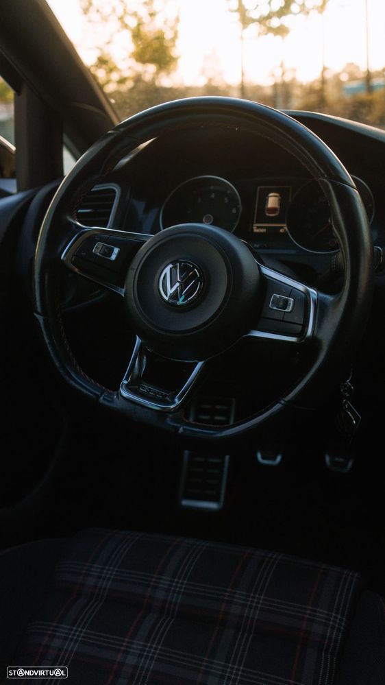 VW Golf GTI BlueMotion - 7