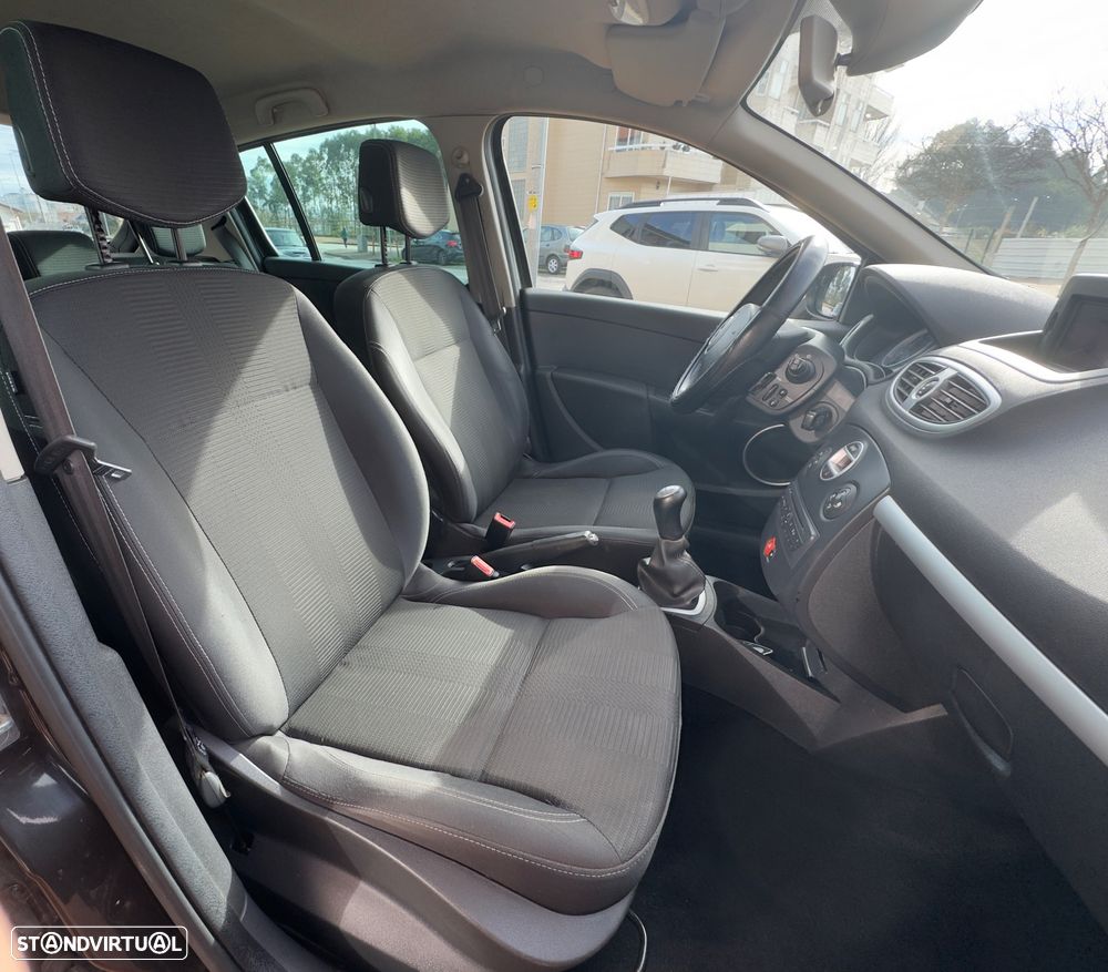 Renault Clio 1.2 16V Dynamique S - 3