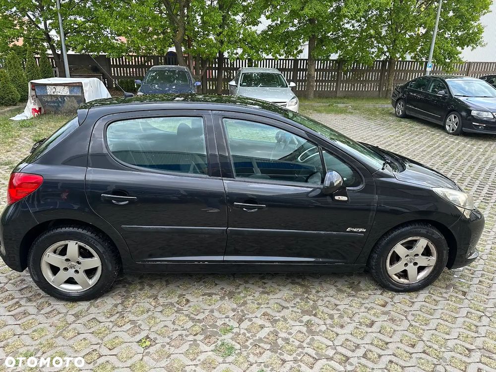 Peugeot 207 1.4 Presence Grand Prix - 4
