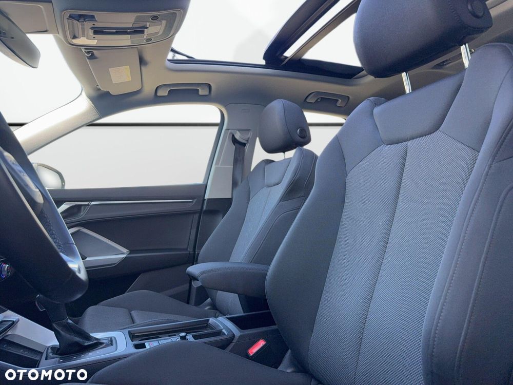 Audi Q3 40 TFSI Quattro Advanced S tronic - 11