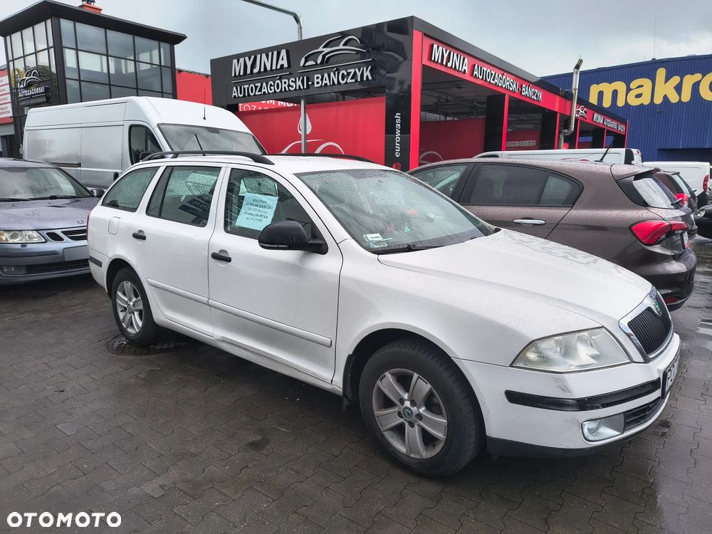 Skoda Octavia 1.6 Tour Classic - 4