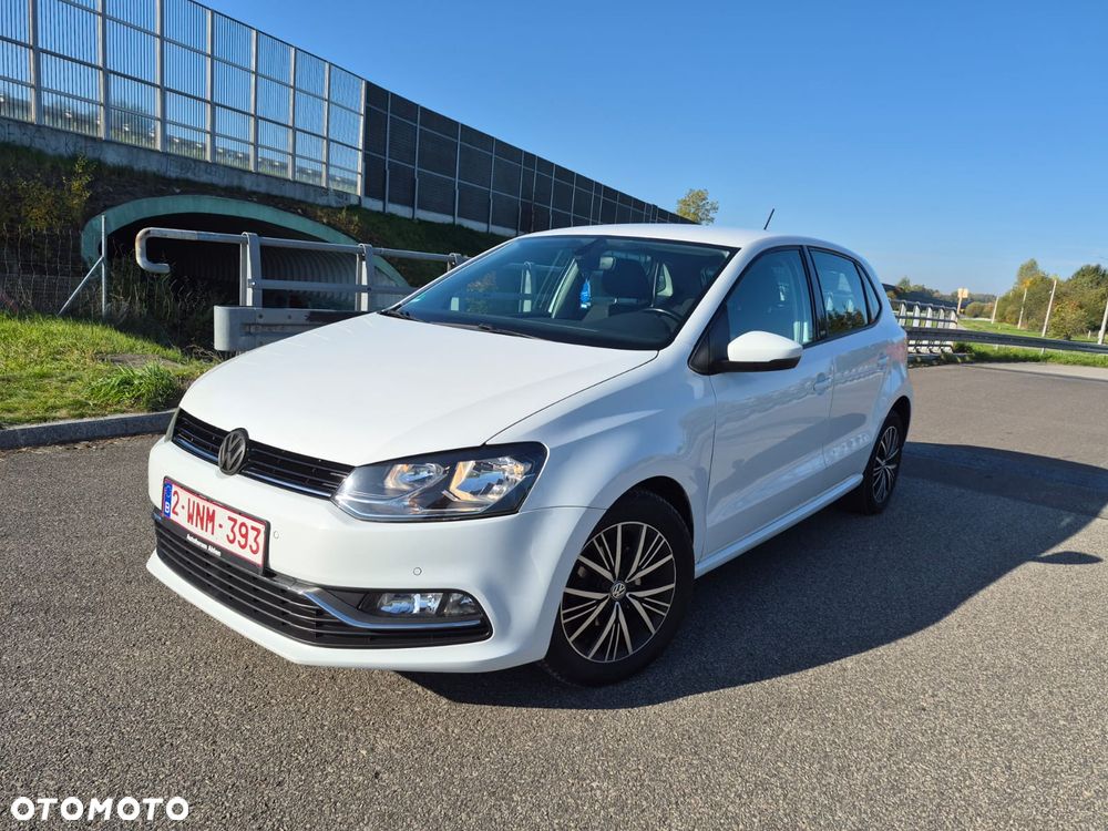 Volkswagen Polo - 2