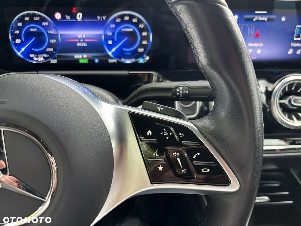 Mercedes-Benz EQA - 26