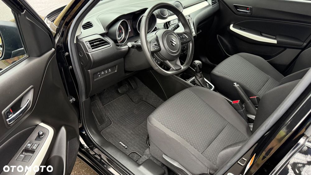 Suzuki Swift 1.2 Dualjet SHVS Premium Plus CVT - 10