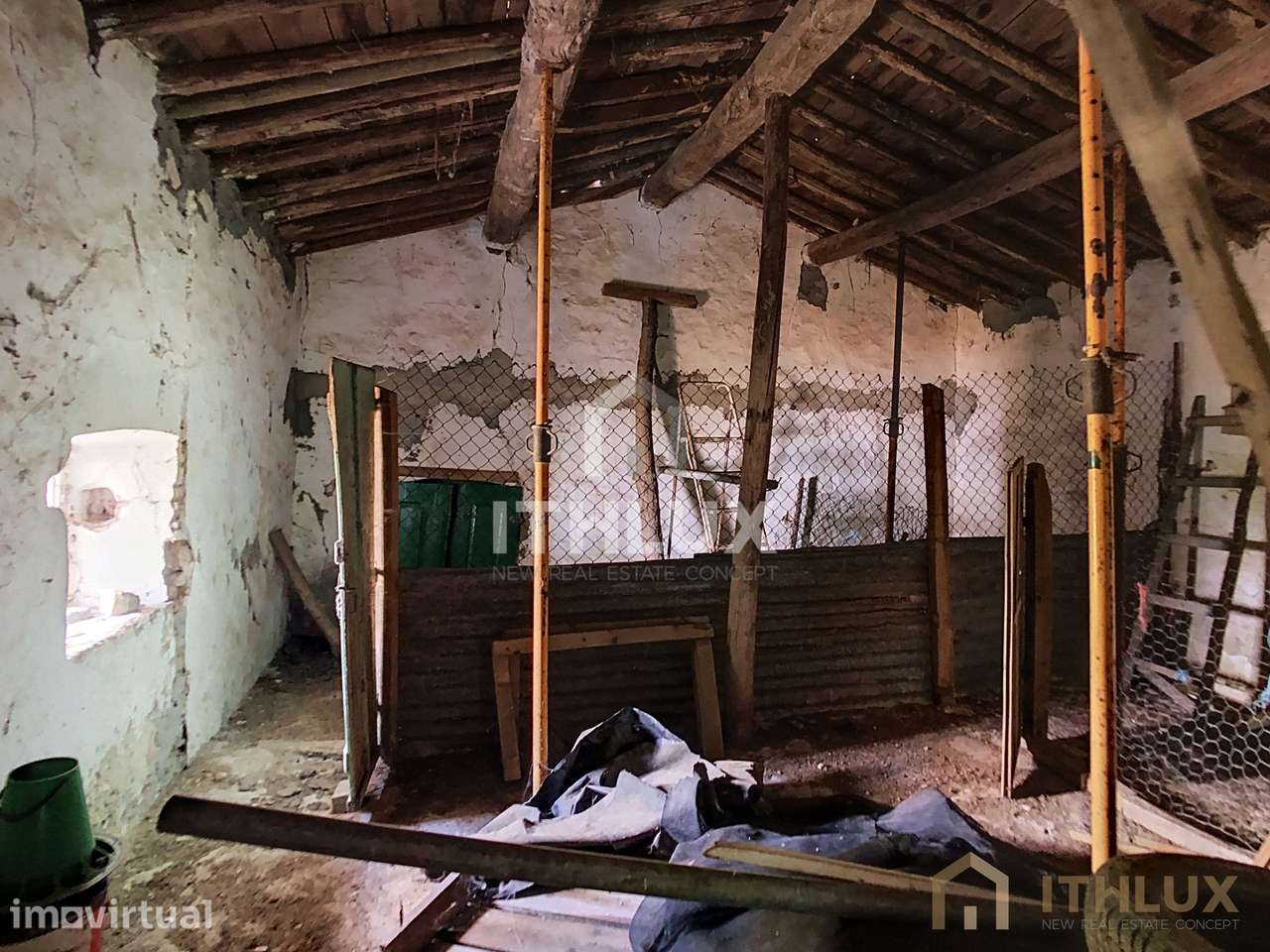 Quintinha com casa para recuperar em São Gregório,  Arraiolos - Grande imagem: 5/15