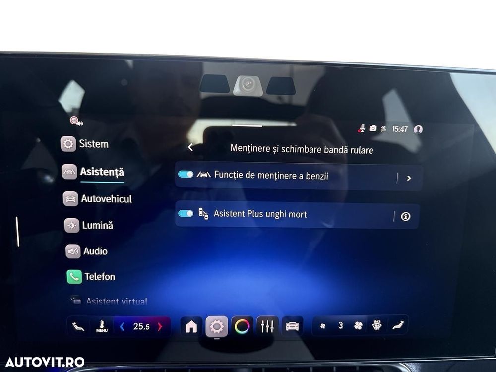 Mercedes-Benz CLA - 21