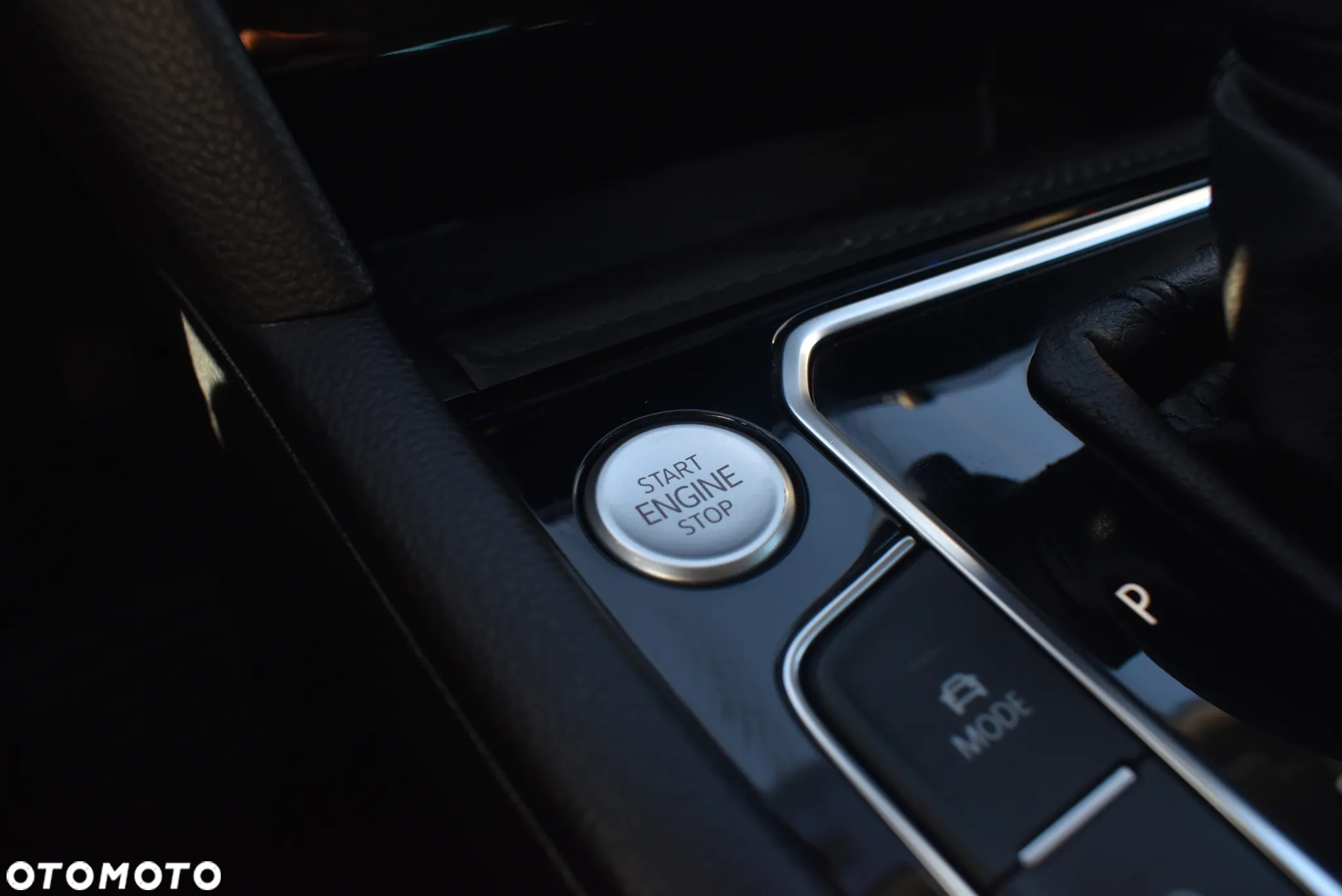 Volkswagen Passat 2.0 TSI Elegance DSG - 31