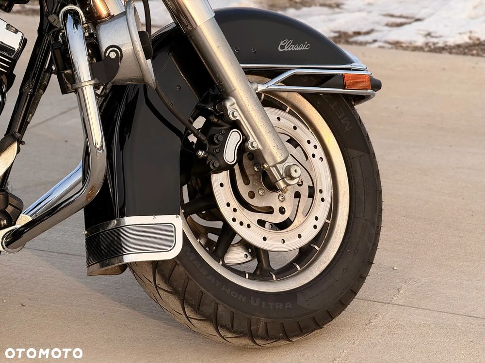 Harley-Davidson FLHT Electra Glide Standard - 24