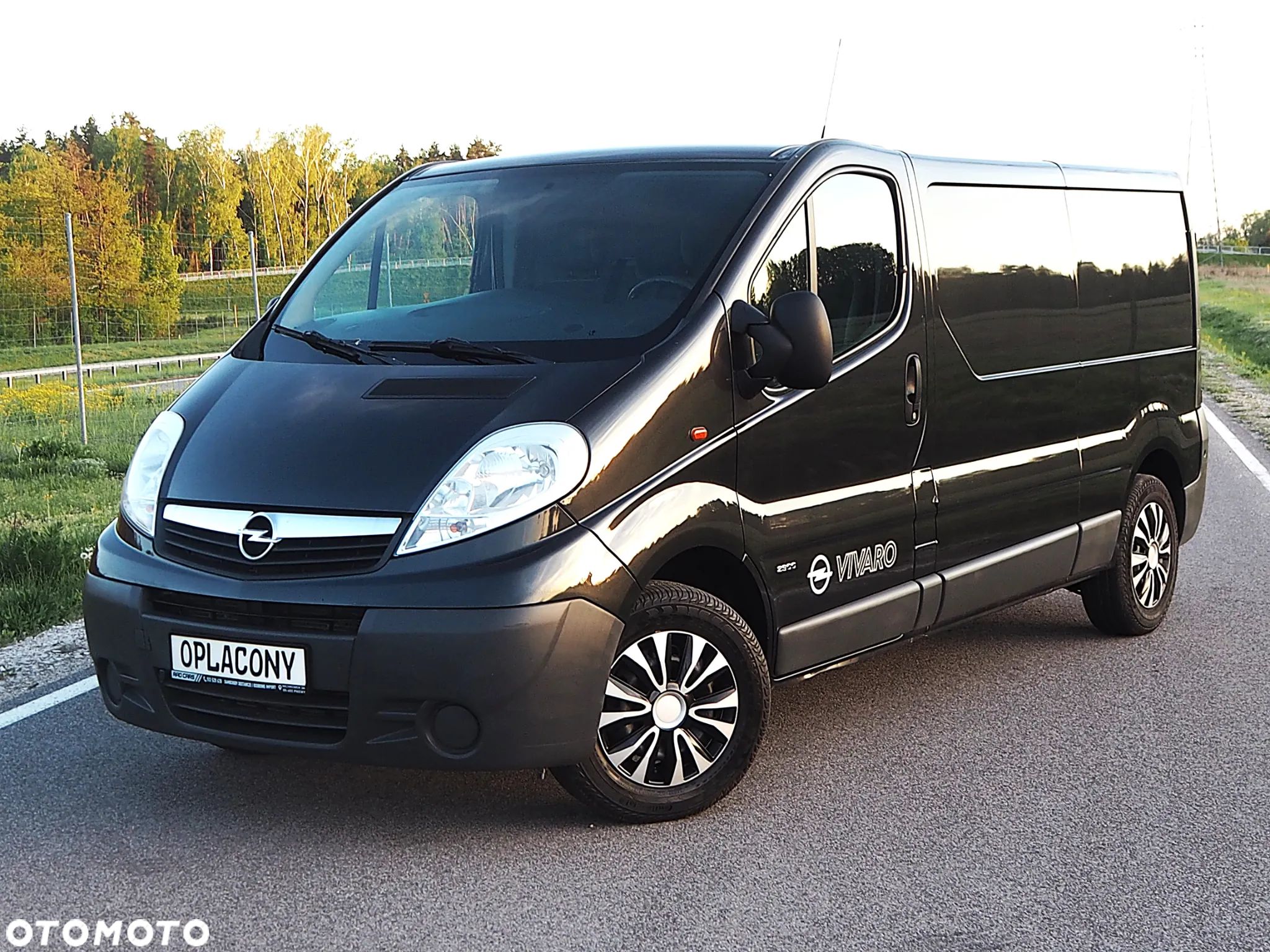Opel Vivaro - 1