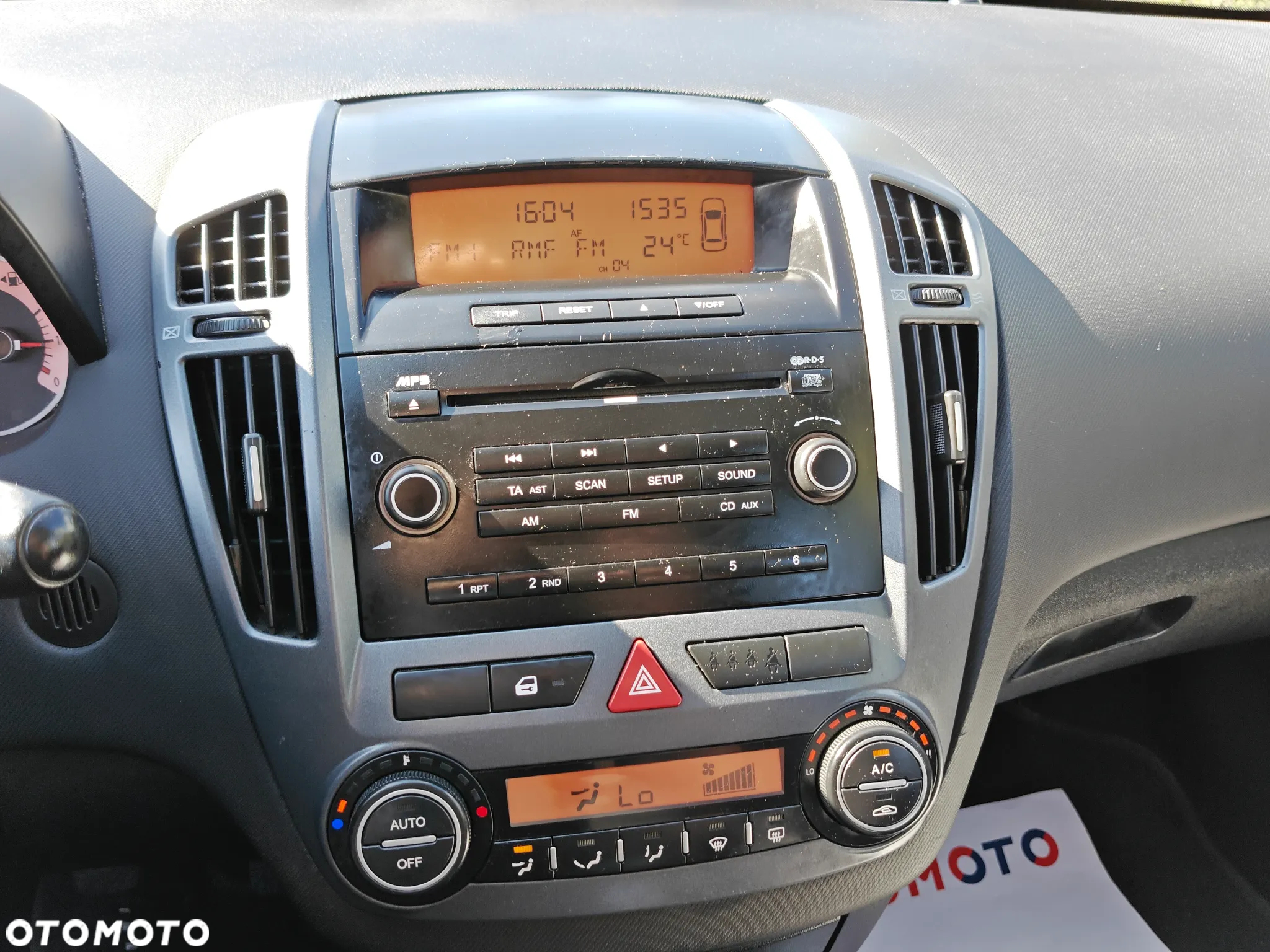 Kia Ceed Cee'd 1.6 Crdi Comfort - 23