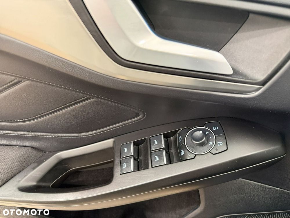 Ford Focus - 14
