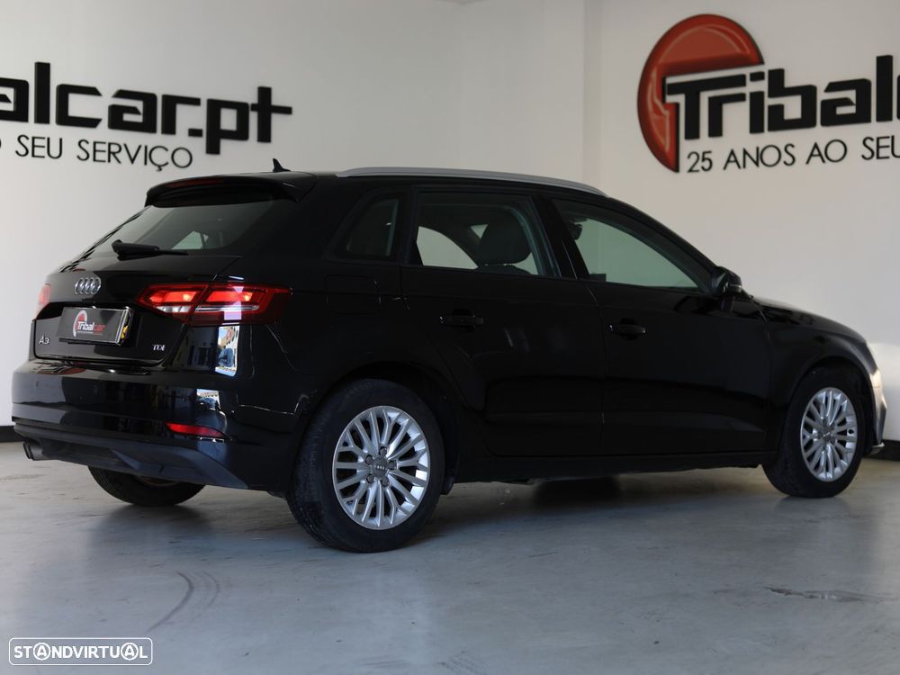 Audi A3 Sportback 2.0 TDI - 6