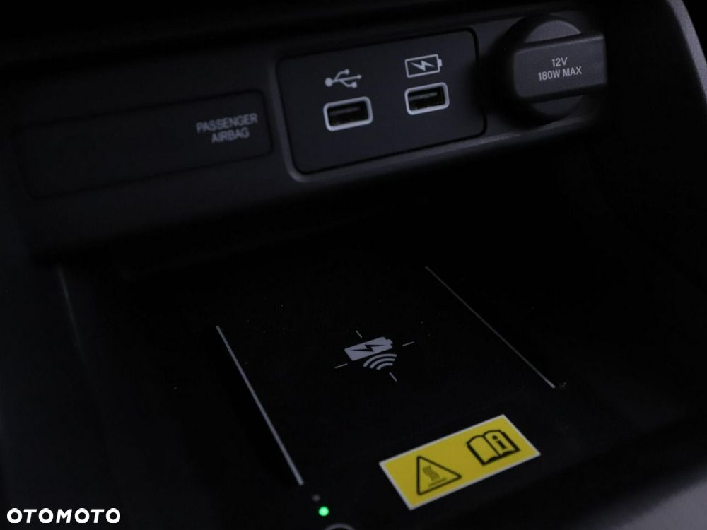 Honda Civic 2.0 i-MMD Advance CVT - 29