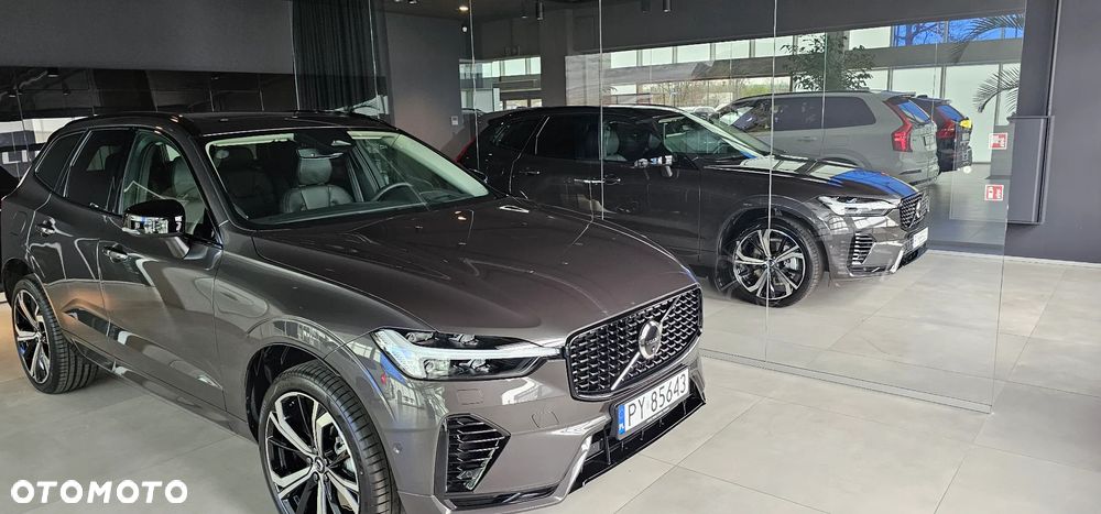 Volvo XC 60 T8 Plug-In Hybrid AWD Ultimate Dark - 2