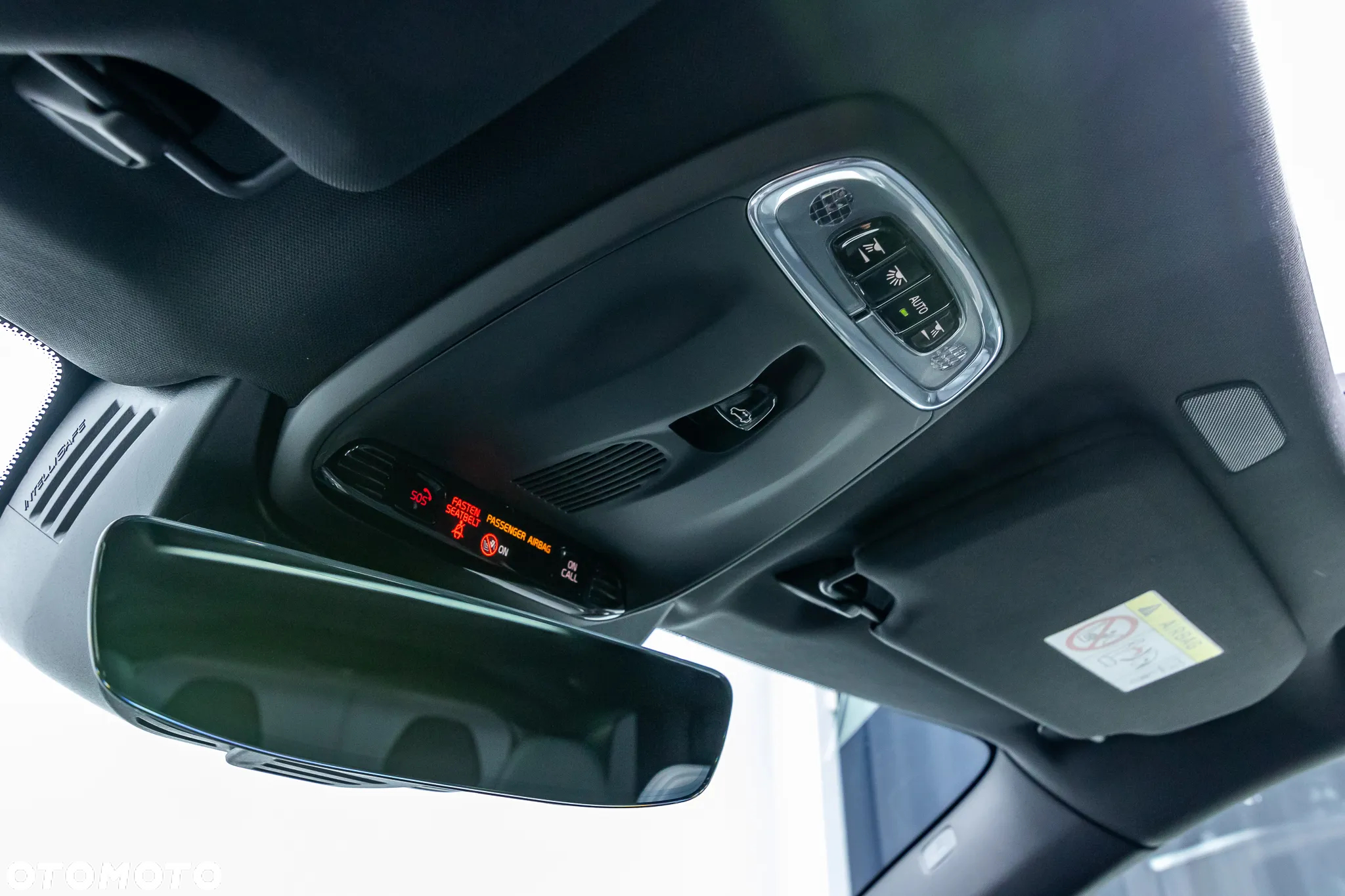Volvo XC 90 - 35