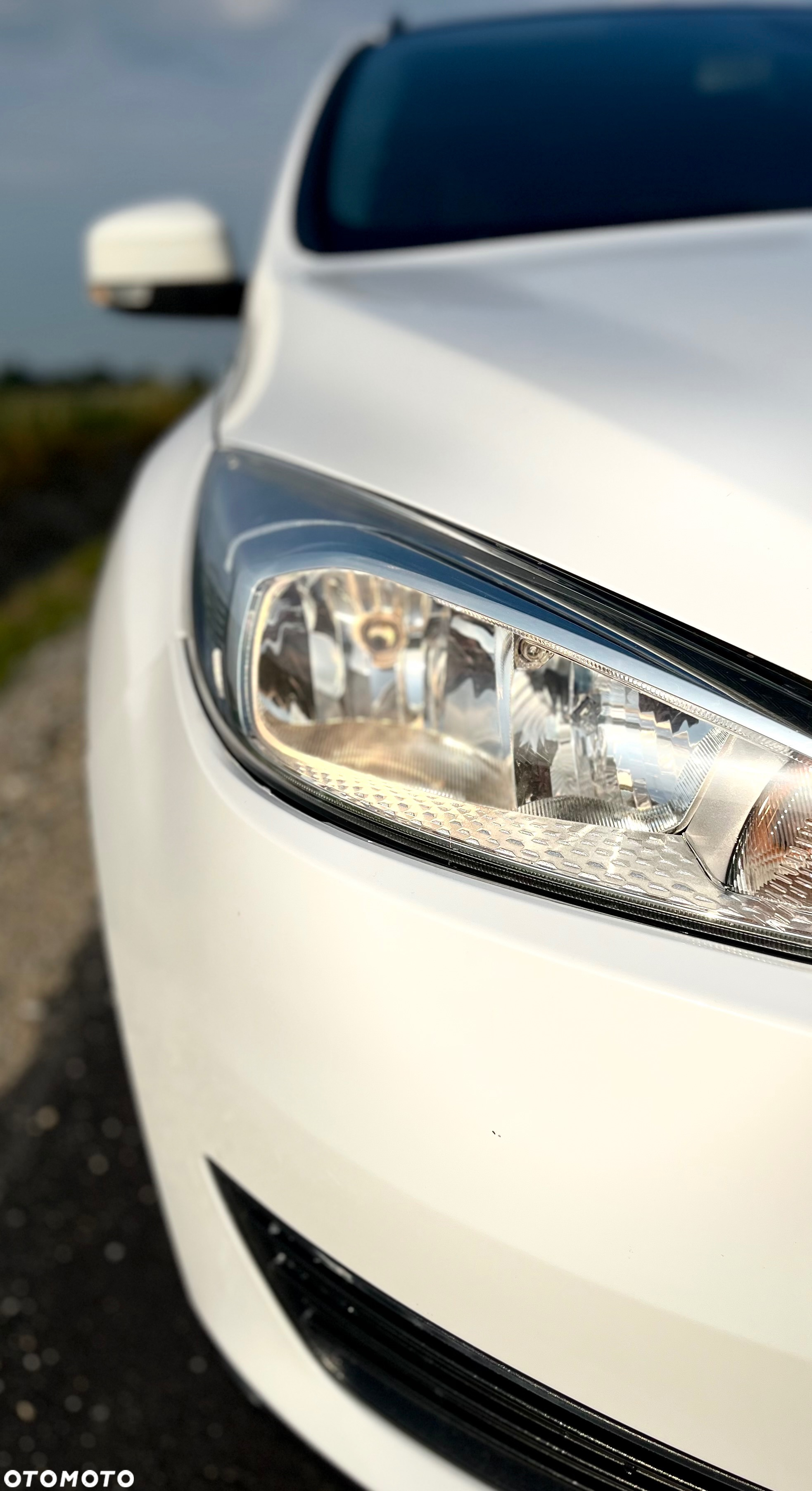 Ford Focus 1.6 TDCi DPF Start-Stopp-System SYNC Edition - 11