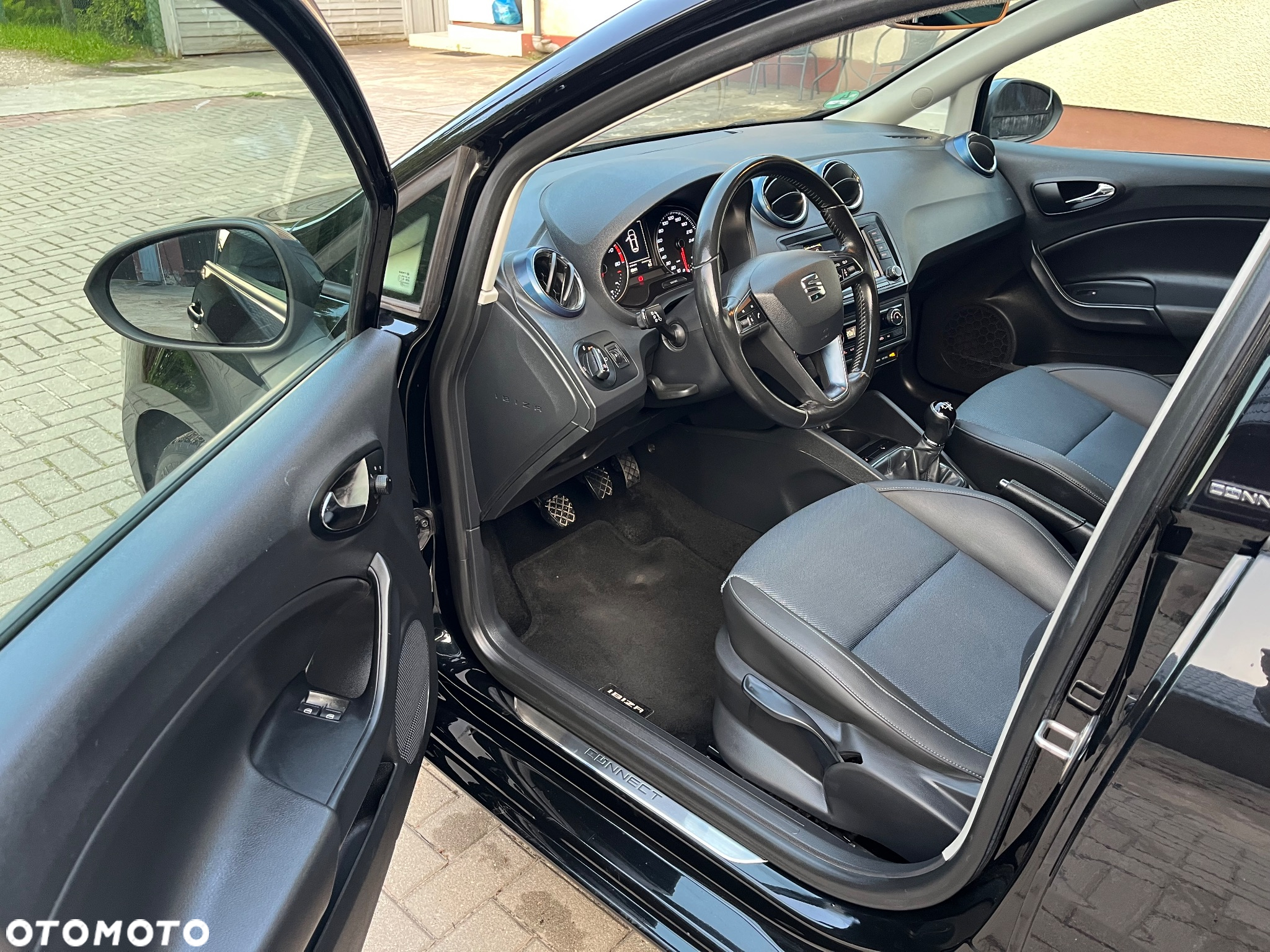 Seat Ibiza 1.2 TSI CONNECT - 20