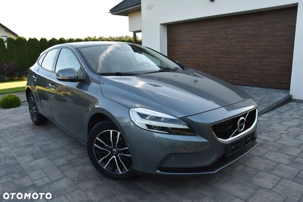 Volvo V40 D2 Drive-E Momentum - 4