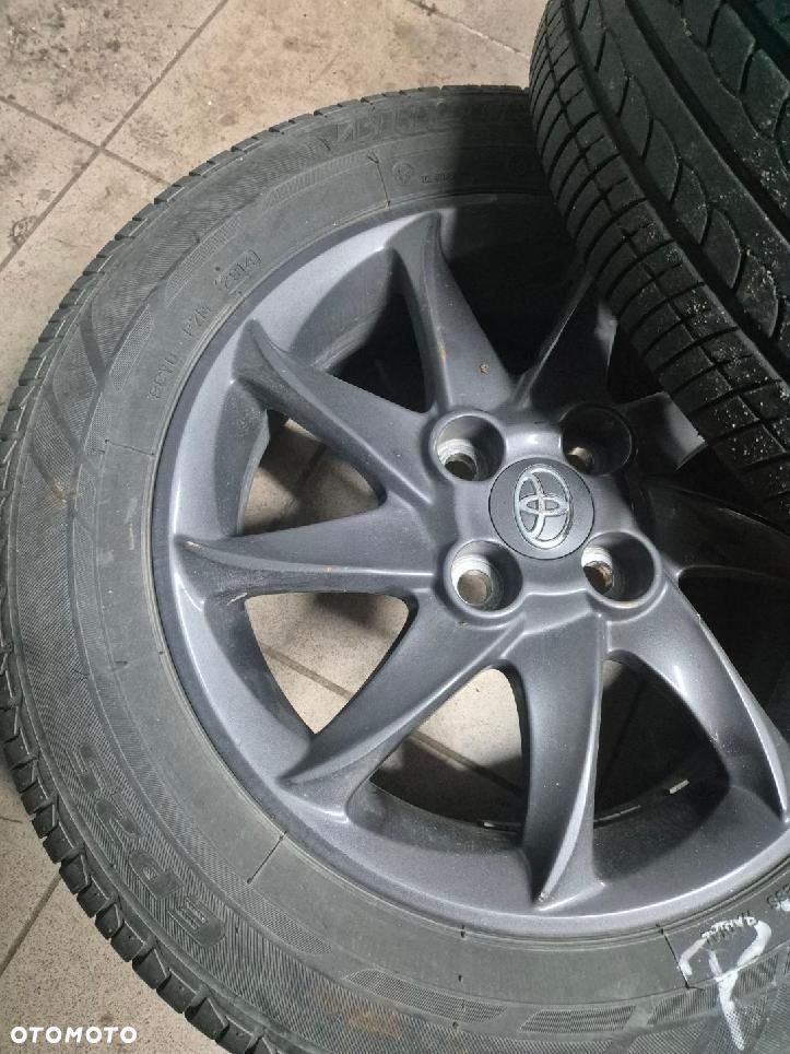 Toyota Yaris 1.33 Premium - 19