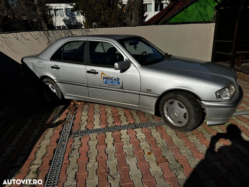 Mercedes-Benz C - 2
