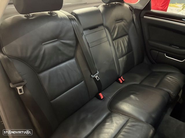 Audi A8 3.0 TDI V6 quattro Tiptronic - 49