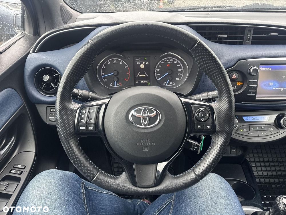 Toyota Yaris 1.5 Selection - 13