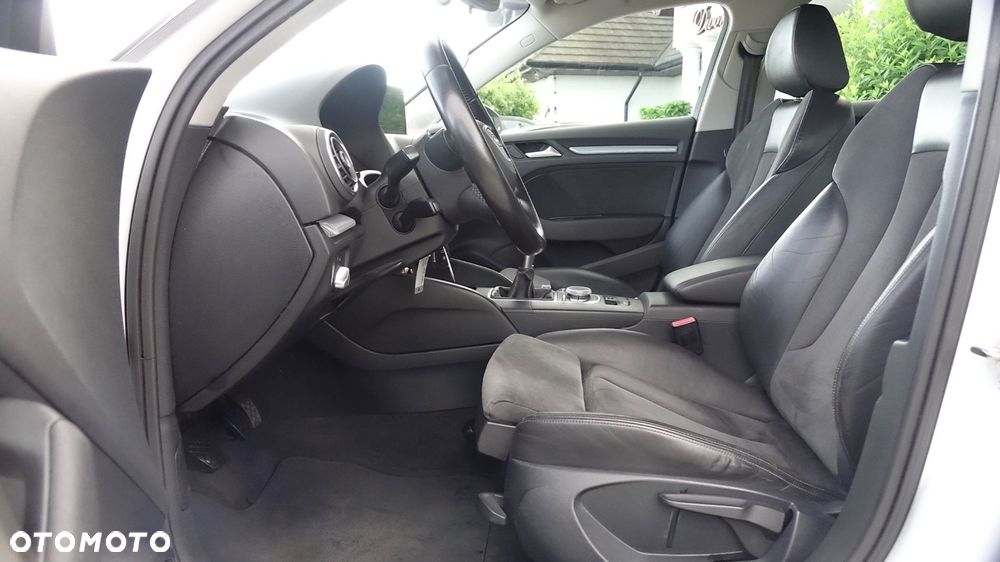 Audi A3 Sportback - 22