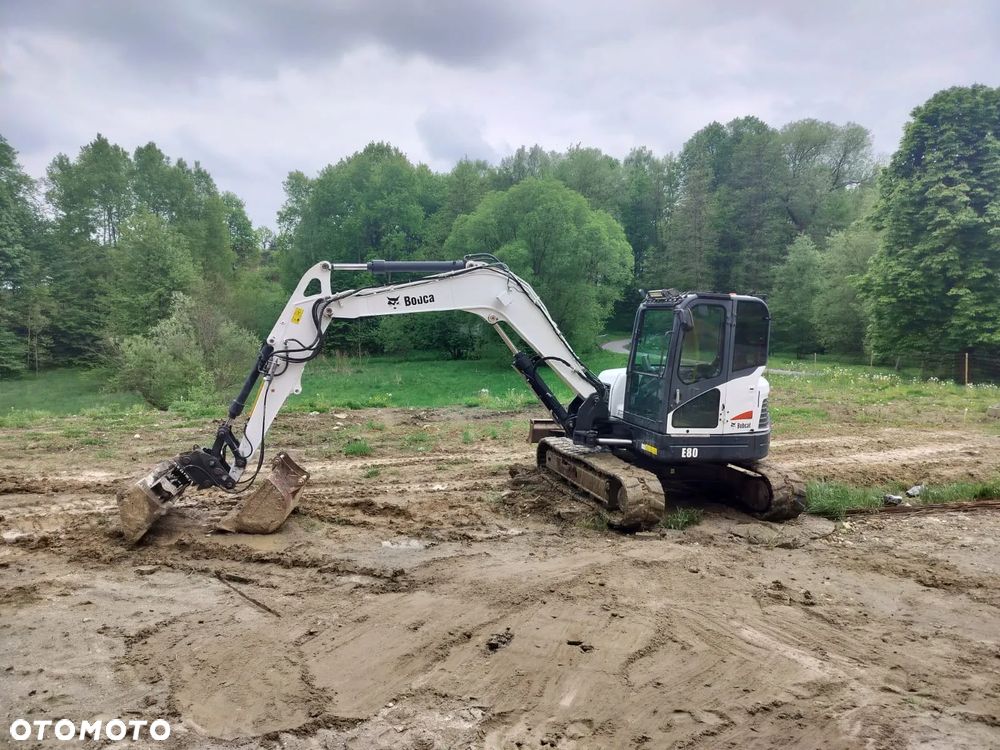 Bobcat E80 - 3