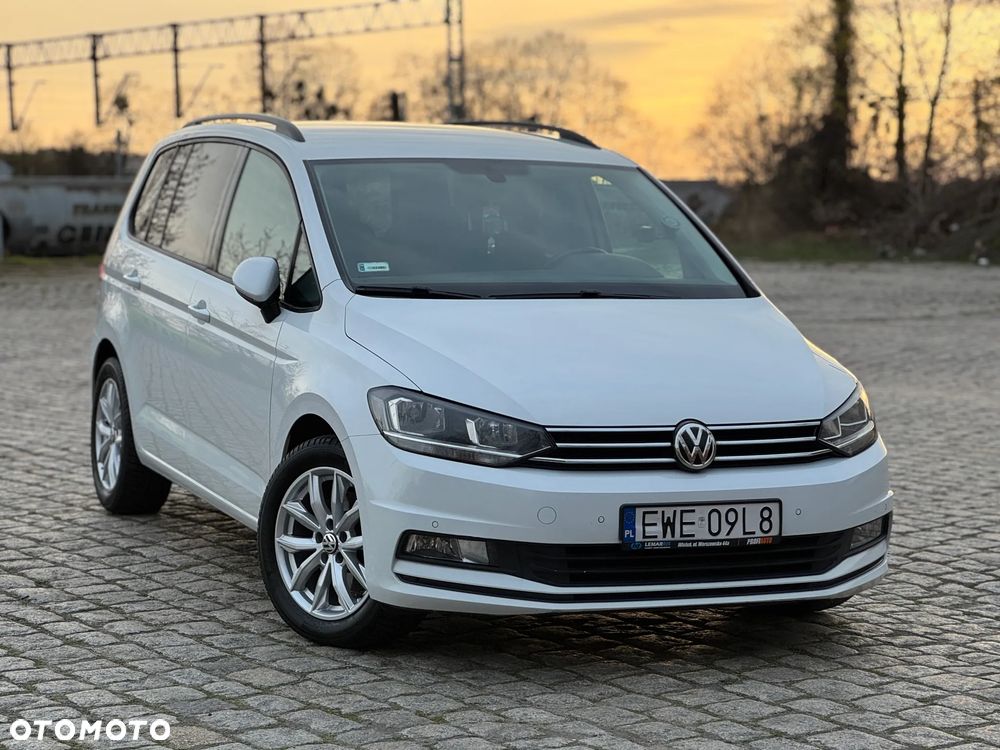 Volkswagen Touran 2.0 TDI BMT Special Edition DSG - 11