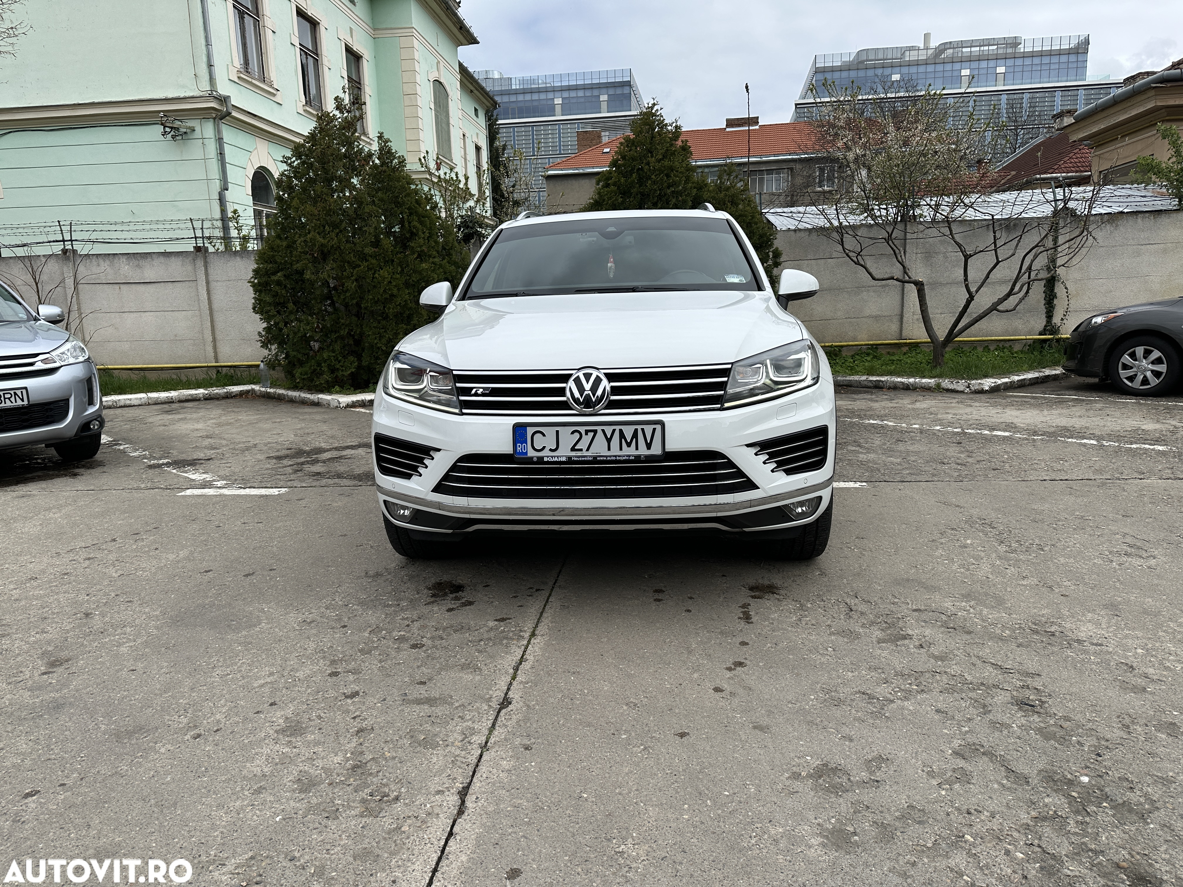 Volkswagen Touareg 3.0 V6 TDI SCR Blue Motion DPF Automatik Executive Edition - 4