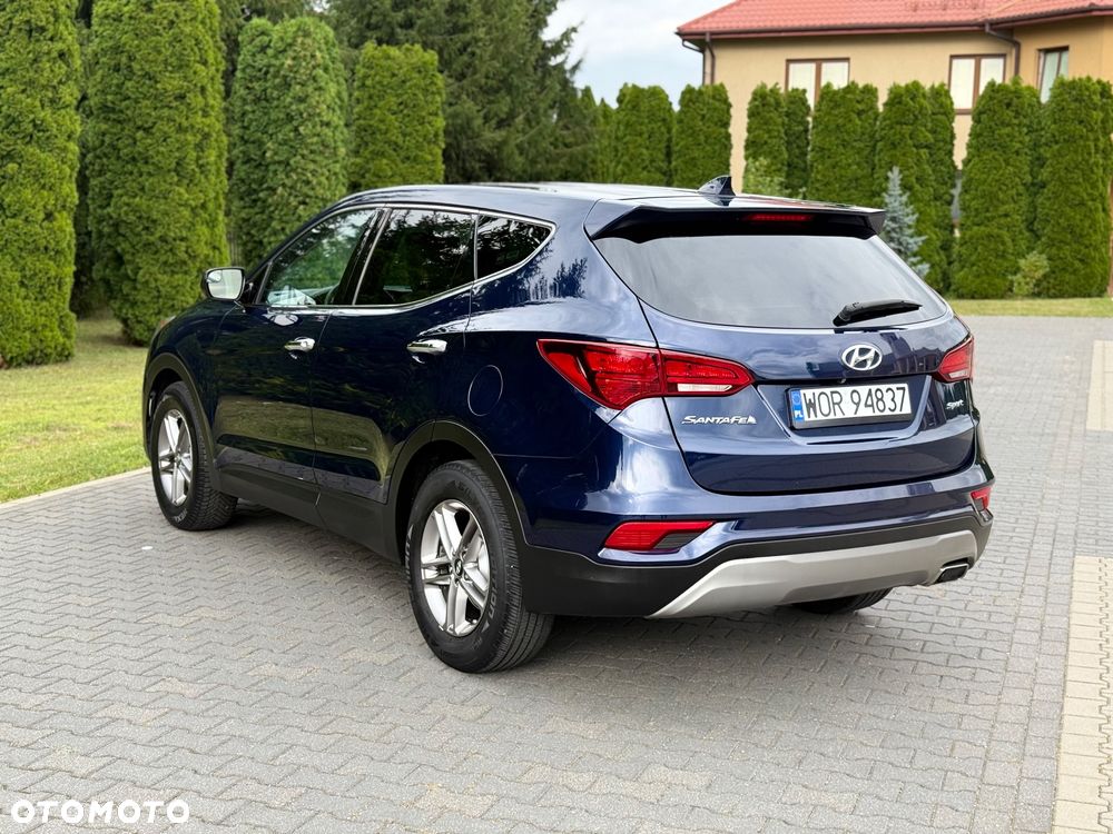 Hyundai Santa Fe 2.4 Sport Utility - 16
