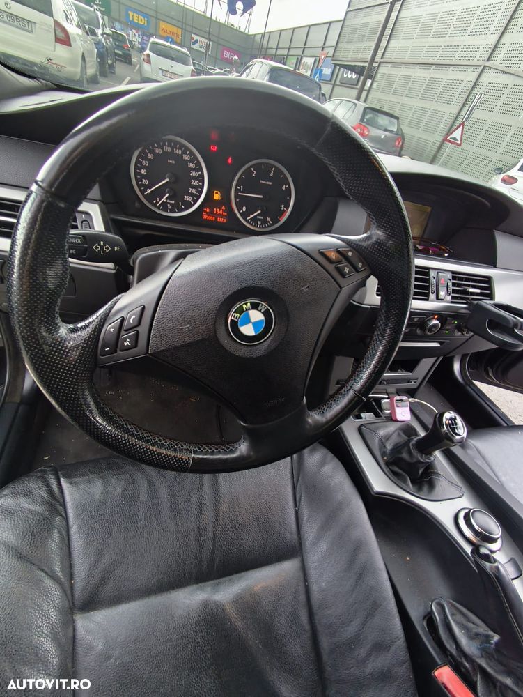 BMW Seria 5 520d - 11